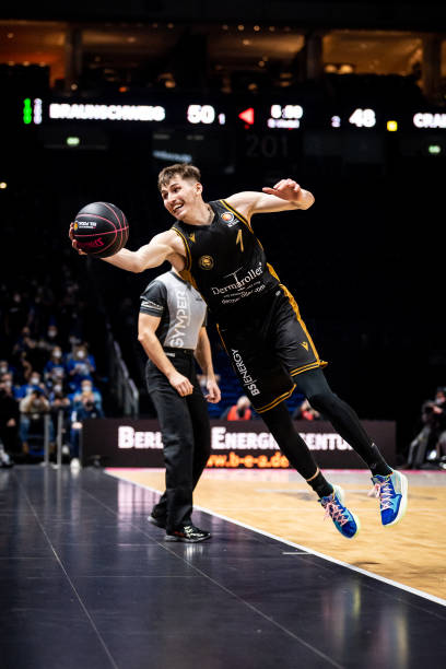 关键时刻 关键时刻